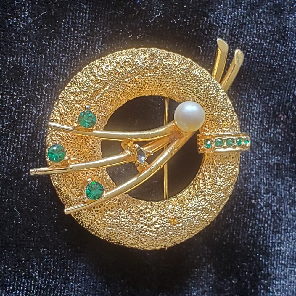 Vintage Gold Tone Pearl Green Rhinestones Brooch